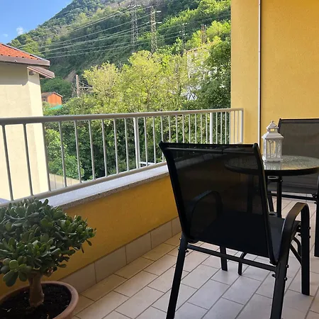 Abbondio - Vicino Al Centro Storico Lägenhet *