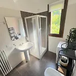 Abbondio - Vicino Al Centro Storico Apartamento