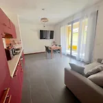 Apartamento Abbondio - Vicino Al Centro Storico *